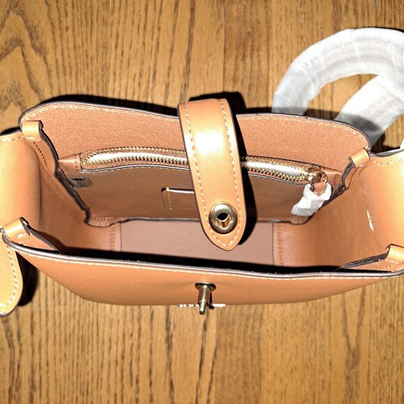 Coach Hadley Mini Tan Leather Crossbody Bag New Without Tags - Picture 6 of 8